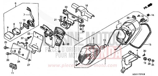 FEU ARRIERE (2) VT1100C3W de 1998